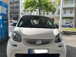 Weiß Gebraucht 2016 Smart ForTwo Coupé Prime Coupé | 11.000 € (Superpreis)