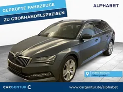 Quarz grau Gebraucht 2021 Skoda Superb Premium Edition Kombi | 25.890 € (Guter Preis)