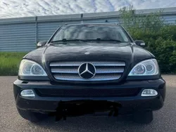 Schwarz Gebraucht 2004 Mercedes ML270 SUV | 4.000 €