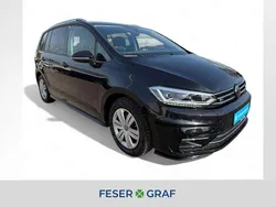 Deep black perleffekt Gebraucht 2024 VW Touran Move Van / Kleinbus | 32.440 € (Superpreis)