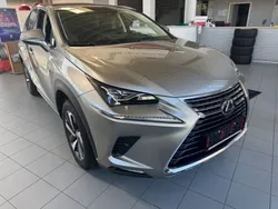 Lexus NX300h