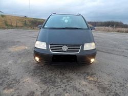 Schwarz Gebraucht 2004 VW Sharan Family Van / Kleinbus | 1.290 € (Superpreis)