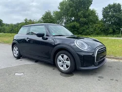 Schwarz Gebraucht 2022 Mini ONE Classic Kleinwagen | 15.690 € (Guter Preis)