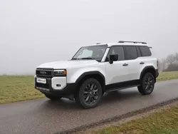 Grau Neu 2024 Toyota Land Cruiser Executive SUV | 79.990 €
