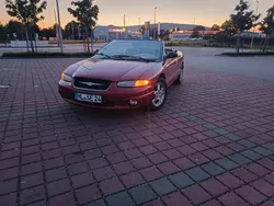 Rot Gebraucht 2000 Chrysler Stratus Cabrio | 1.000 €