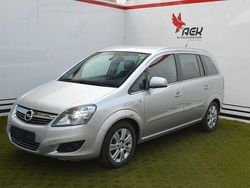 Silber Gebraucht 2012 Opel Zafira Family Van / Kleinbus | 5.590 € (Fairer Preis)