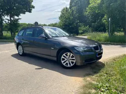 Grau Gebraucht 2005 BMW 320 Kombi | 1.985 € (Guter Preis)