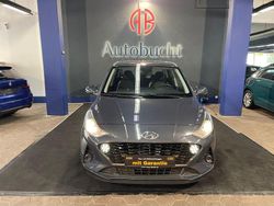 Grau Gebraucht 2023 Hyundai i10 Trend Kleinwagen | 15.499 € (Fairer Preis)