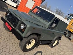 Grün Gebraucht 2010 Land Rover Defender SUV | 44.980 € (Etwas zu teuer)