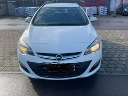 Weiß Gebraucht 2014 Opel Astra Kombi | 2.900 € (Superpreis)