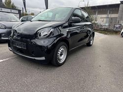 Schwarz Gebraucht 2022 Smart ForFour Electric Drive Kleinwagen | 9.290 € (Fairer Preis)
