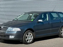 Grau Gebraucht 2006 Skoda Octavia Limousine | 2.500 € (Guter Preis)