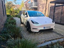 Weiß Gebraucht 2022 Tesla Model Y Performance SUV | 46.500 € (Teuer)