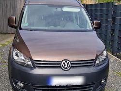 Braun Gebraucht 2012 VW Caddy Maxi Van / Kleinbus | 12.500 € (Teuer)