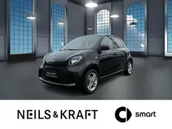 Karosserie in black Gebraucht 2022 Smart ForFour Electric Drive Limousine | 9.450 € (Fairer Preis)