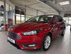 Candyrot Gebraucht 2018 Ford Focus Titanium Kombi | 10.990 € (Fairer Preis)