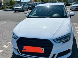 Weiß Gebraucht 2019 Audi A3 S-Line Limousine | 20.600 € (Fairer Preis)