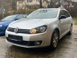 Silber Gebraucht 2012 VW Golf VII Style Kombi | 5.200 € (Etwas zu teuer)
