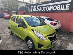 Grün Gebraucht 2010 Chevrolet Spark Kleinwagen | 3.250 € (Fairer Preis)