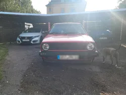 Rot Gebraucht 1990 VW Golf II Kleinwagen | 3.000 €