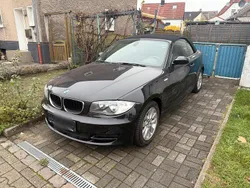 Schwarz Gebraucht 2006 BMW 118 Cabriolet Cabrio | 4.099 €