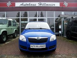 Blau Gebraucht 2009 Skoda Fabia Limousine | 3.666 € (Etwas zu teuer)