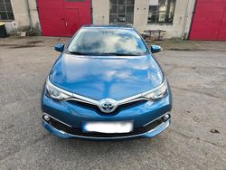 Blau Gebraucht 2016 Toyota Auris Hybrid Executive Kleinwagen | 13.500 € (Guter Preis)