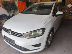 Weiß Gebraucht 2017 VW Golf VII Comfortline Kombi | 11.999 € (Fairer Preis)