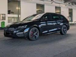Schwarz Gebraucht 2022 Skoda Octavia RS Kombi | 27.000 € (Guter Preis)