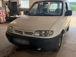 Weiß Gebraucht 2000 Citroën Berlingo Van / Kleinbus | 1.450 €
