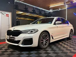 Weiß Gebraucht 2022 BMW 520 M Sport Limousine | 25.900 €