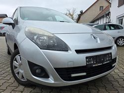 Silber Gebraucht 2011 Renault Grand Scénic III Dynamique Van / Kleinbus | 2.999 € (Guter Preis)