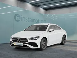 Weiß Gebraucht 2024 Mercedes CLA200 AMG line Limousine | 42.688 € (Teuer)