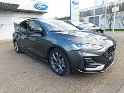 Grau Neu 2025 Ford Focus ST-Line X Kombi | 27.980 € (Guter Preis)