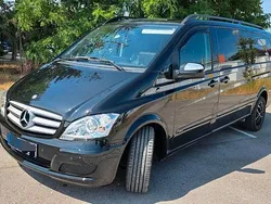 Schwarz Gebraucht 2011 Mercedes Viano Van / Kleinbus | 15.420 €
