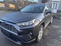 Grau Gebraucht 2019 Toyota RAV4 Hybrid Comfort SUV | 20.499 € (Guter Preis)