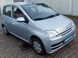 Silber Gebraucht 2006 Daihatsu Cuore Kleinwagen | 3.490 €