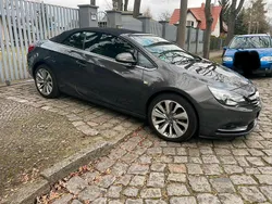 Grau Gebraucht 2013 Opel Cascada Cabrio | 6.999 € (Guter Preis)