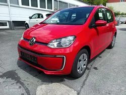Rot Gebraucht 2021 VW e-up! Comfortline Kleinwagen | 13.700 € (Guter Preis)