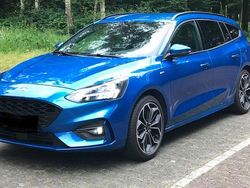 Schwarz Gebraucht 2019 Ford Focus ST-Line Limousine | 15.999 € (Fairer Preis)