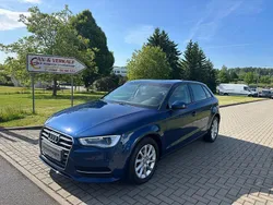 Blau Gebraucht 2014 Audi A3 Sportback Attraction Kombi | 13.900 € (Fairer Preis)