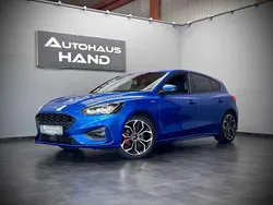 Blau Gebraucht 2020 Ford Focus ST-Line X Limousine | 16.990 € (Guter Preis)