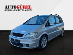 Silber Gebraucht 2005 Opel Zafira OPC Van / Kleinbus | 1.999 €
