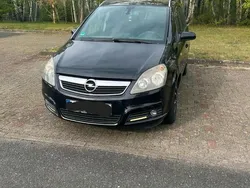 Schwarz Gebraucht 2006 Opel Zafira Van / Kleinbus | 1.200 € (Guter Preis)