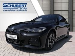Black sapphire metallic Gebraucht 2023 BMW i4 M Sport Limousine | 39.900 € (Guter Preis)