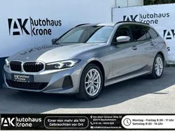 Grau Gebraucht 2023 BMW 320 Limousine | 26.980 € (Guter Preis)
