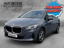 Grau Gebraucht 2024 BMW 218 Active Tourer Luxury Line Van / Kleinbus | 35.695 € (Fairer Preis)