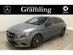 Grau Gebraucht 2015 Mercedes CLA200 Night Limousine | 16.499 € (Fairer Preis)
