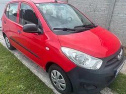 Rot Gebraucht 2013 Hyundai i10 Kleinwagen | 1.490 € (Superpreis)