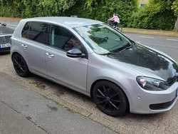 Silber Gebraucht 2011 VW Golf VI Comfortline Limousine | 7.200 € (Fairer Preis)